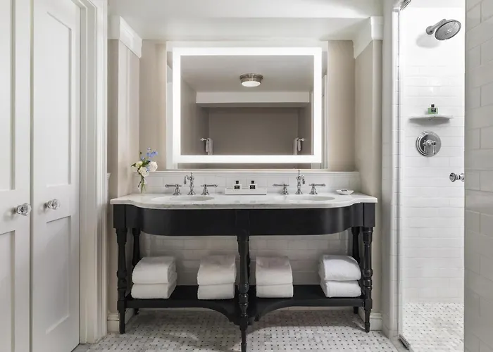 The Carolina Inn, A Destination By Hyatt Hotel